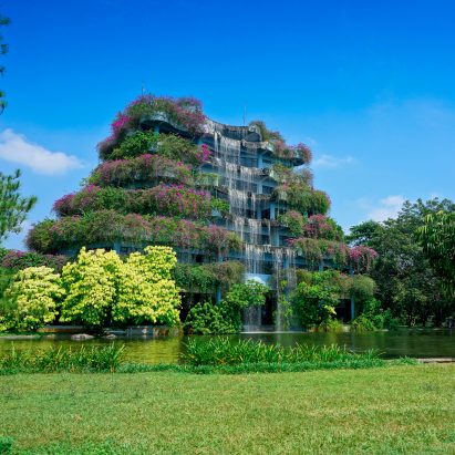 Waterfall architecture: Waterfall building