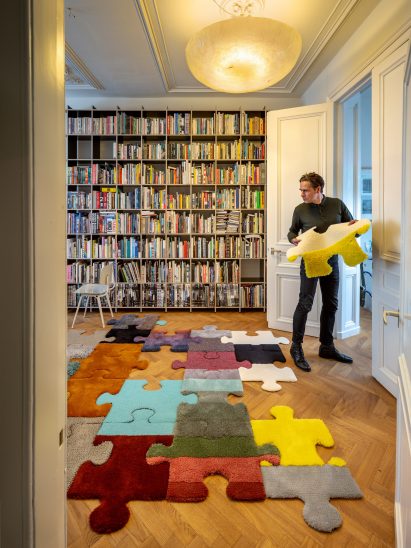 Carpet Sign Richard Hutten