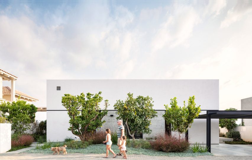 Bare House by Jacobs Yaniv Architects