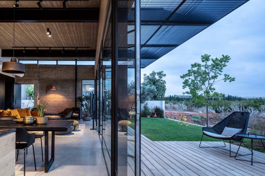 Bare House by Jacobs Yaniv Architects