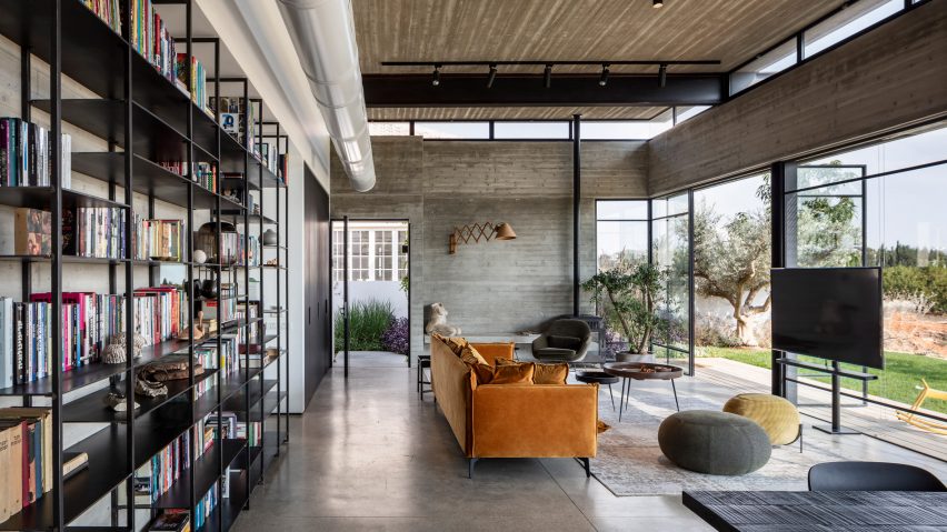 Bare House by Jacobs Yaniv Architects