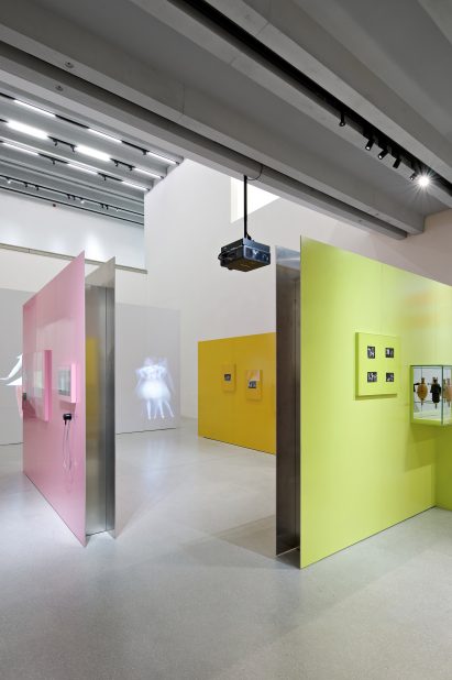 Bauhaus Museum Weimar by Heike Hanada