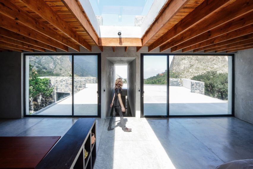 Casa Bedolla by P+0 Arquitectura
