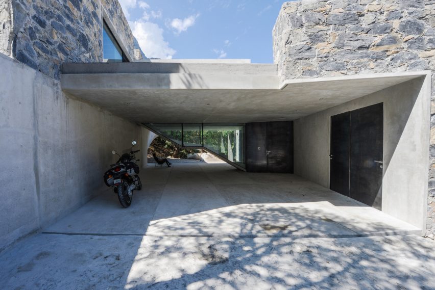 Casa Bedolla by P+0 Arquitectura
