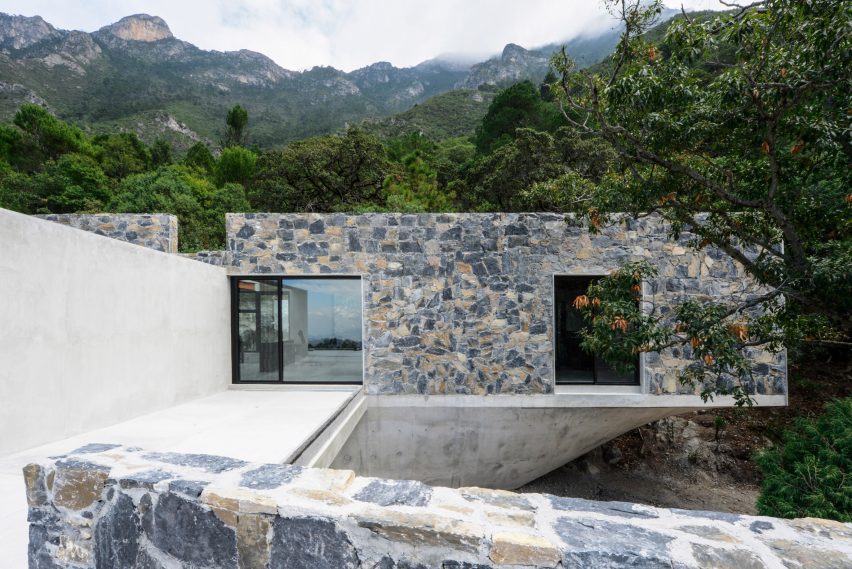 Casa Bedolla by P+0 Arquitectura