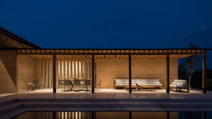 Casa Moulat residence in Hidalgo Mexico by Centro de Colaboracion Arquitectonica