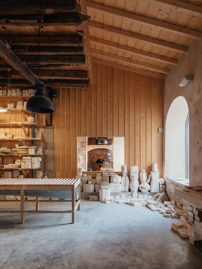 Old Ceramic Society of Coimbra, Portugal designed by Luisa Bebiano Arquitectos and Atelier do Corvo