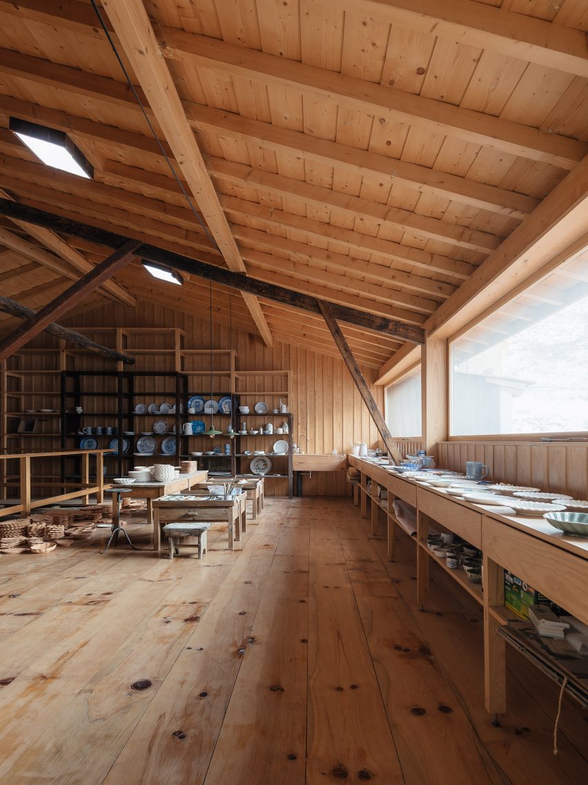 Ceramics factory in Coimbra, Portugal designed by Luisa Bebiano Arquitectos and Atelier do Corvo