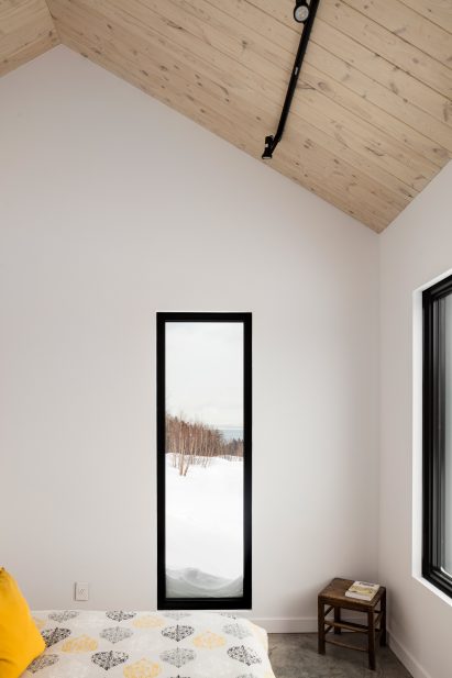 Chalet Du Bois Flotte Residence in Montreal Canada by Atelier Boom Town