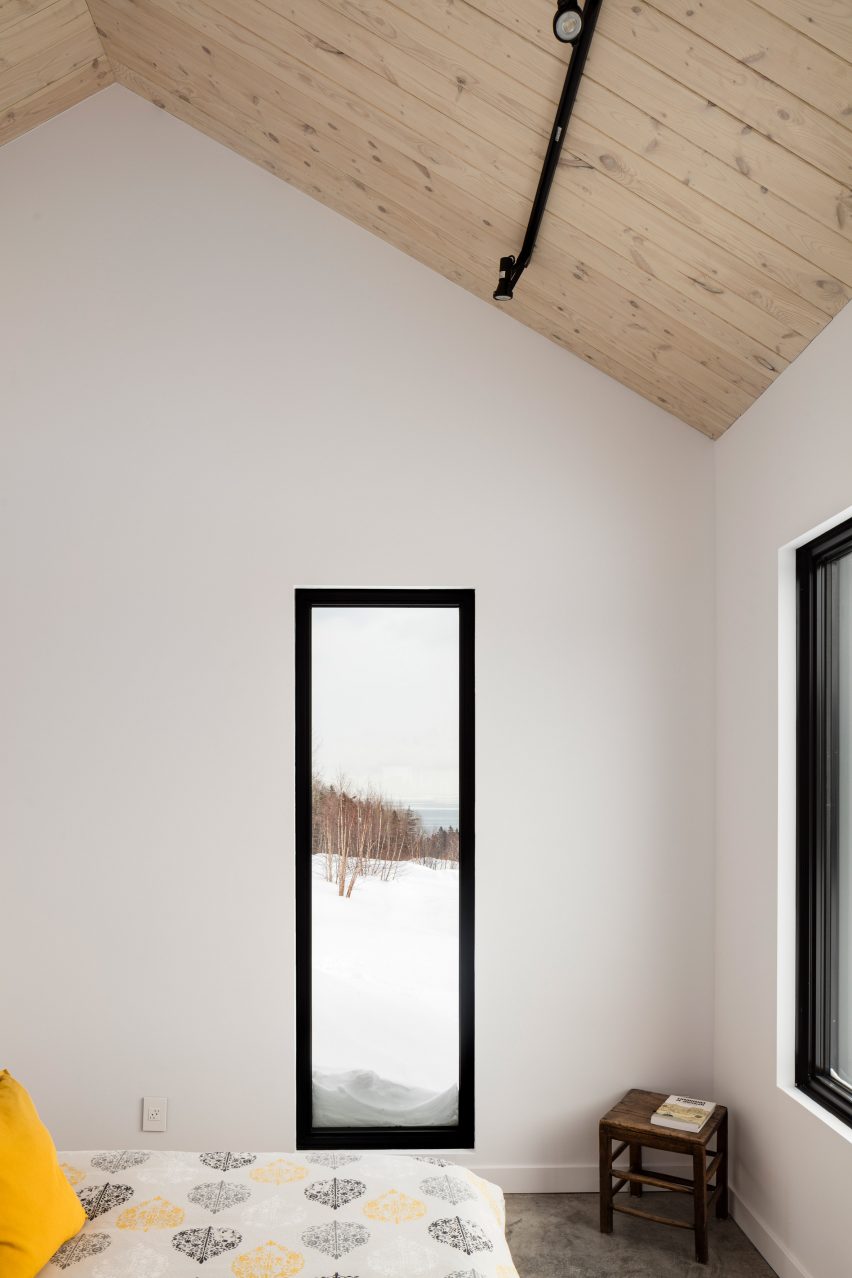 Chalet Du Bois Flotte Residence in Montreal Canada by Atelier Boom Town