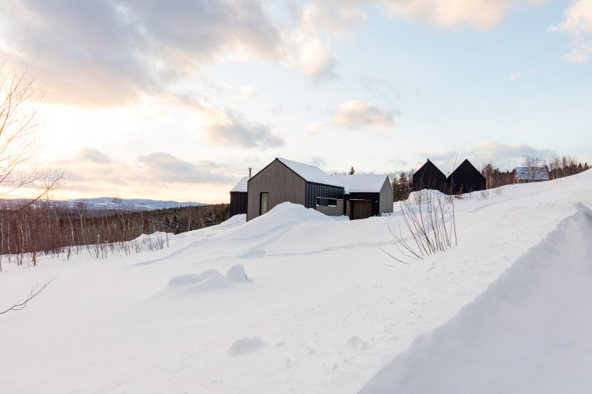 Chalet Du Bois Flotte Residence in Montreal Canada by Atelier Boom Town
