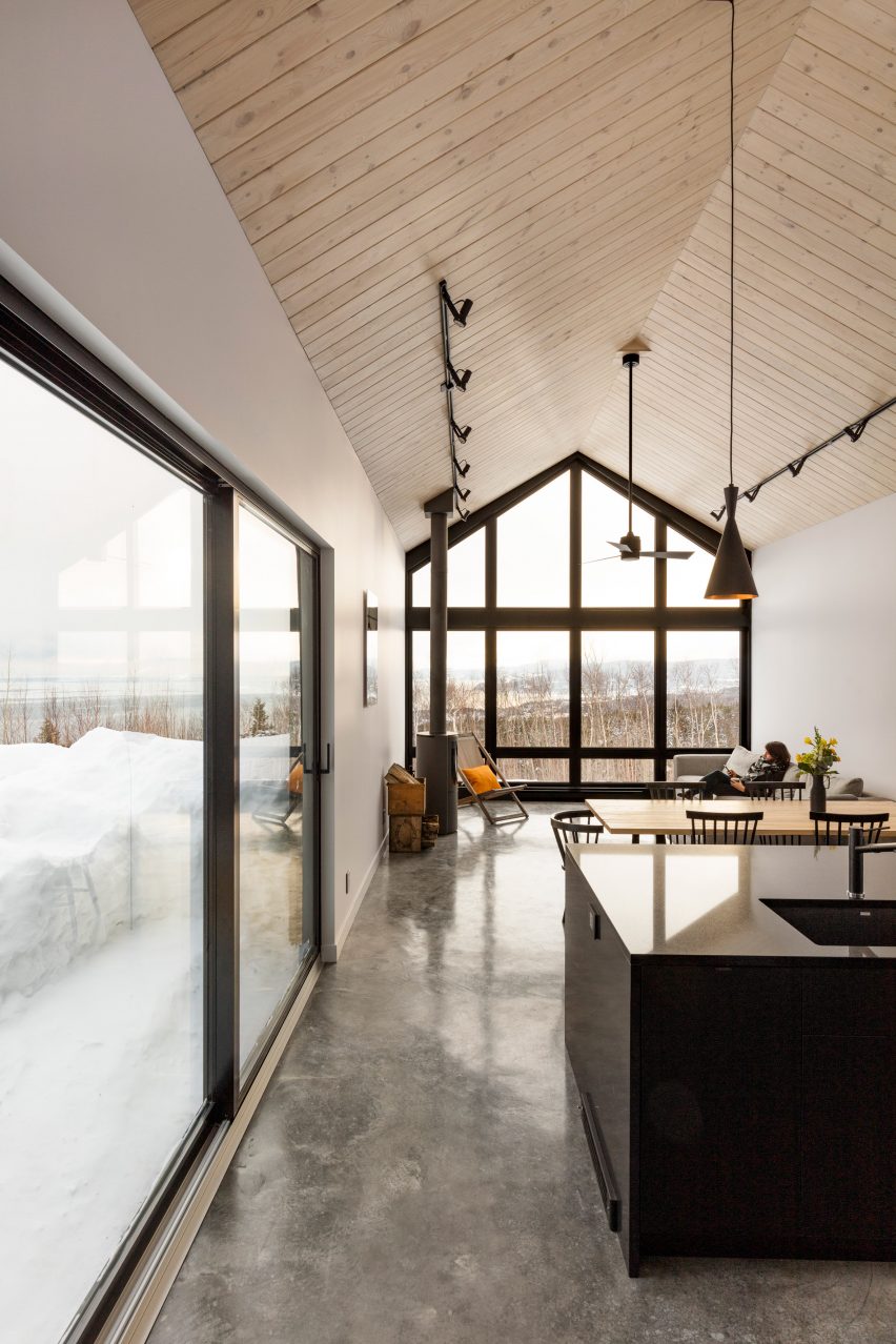 Chalet Du Bois Flotte Residence in Montreal Canada by Atelier Boom Town