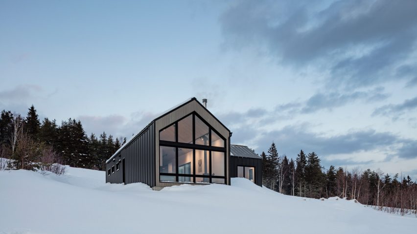 Chalet Du Bois Flotte Residence in Montreal Canada by Atelier Boom Town
