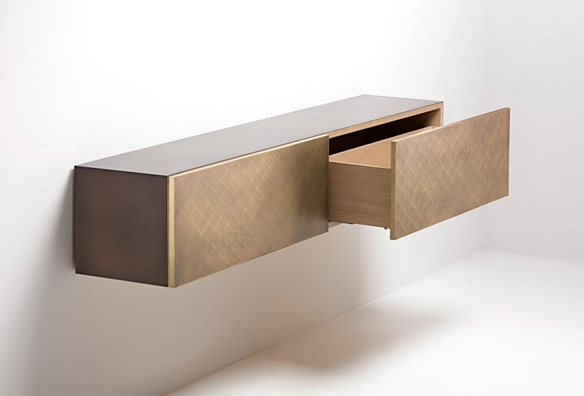 De Castelli experiments with tone and texture on metal furniture collections