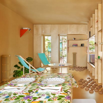 Dezeen Weekly features a plywood-lined apartment and MAD’s New York skyscraper