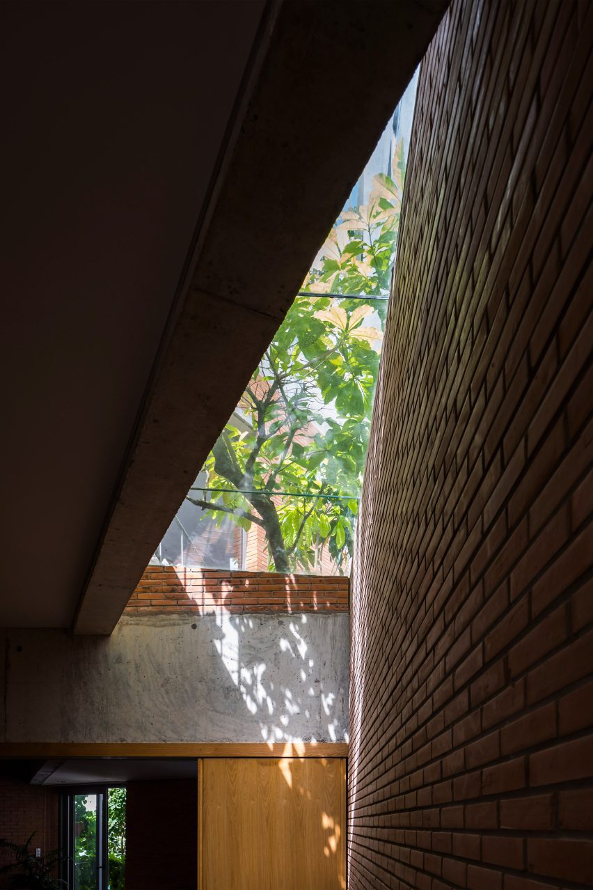 Ha House by VTN Architects
