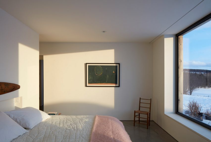 Hatley House Residence in Quebec, Canada by Pelletier De Fontenay
