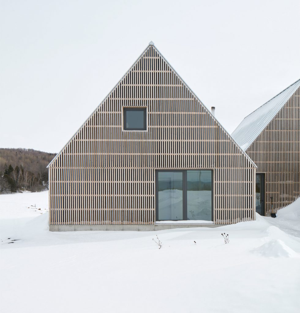 Hatley House Residence in Quebec, Canada by Pelletier De Fontenay