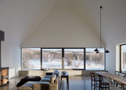 Hatley House Residence in Quebec, Canada by Pelletier De Fontenay