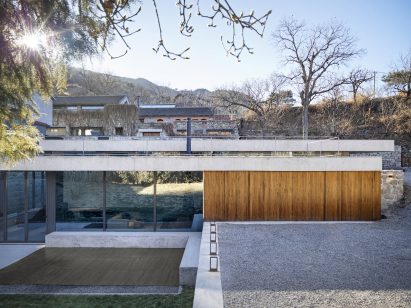 House on the Great Wall by MDDM Studio