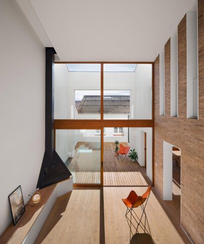 House renovation by Hiha Studio