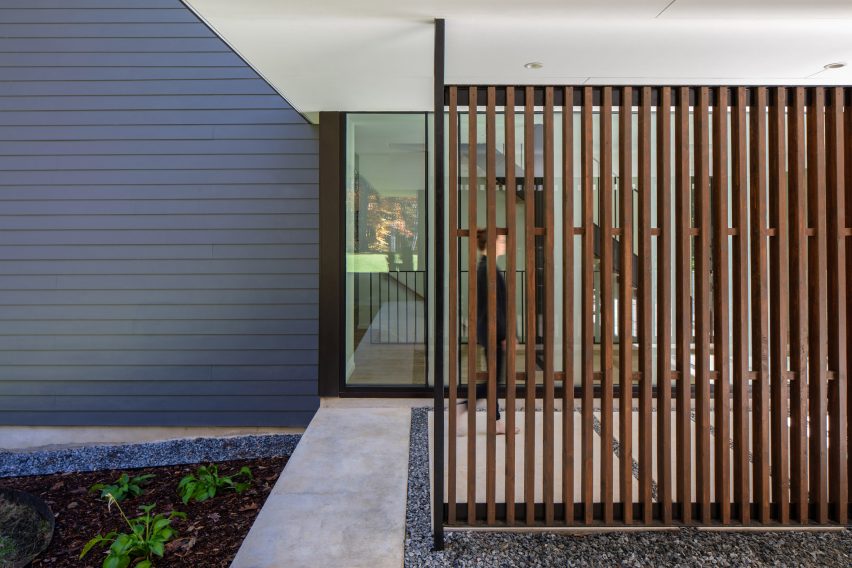 Merkel Cooper lakehouse residence by In Situ Studio