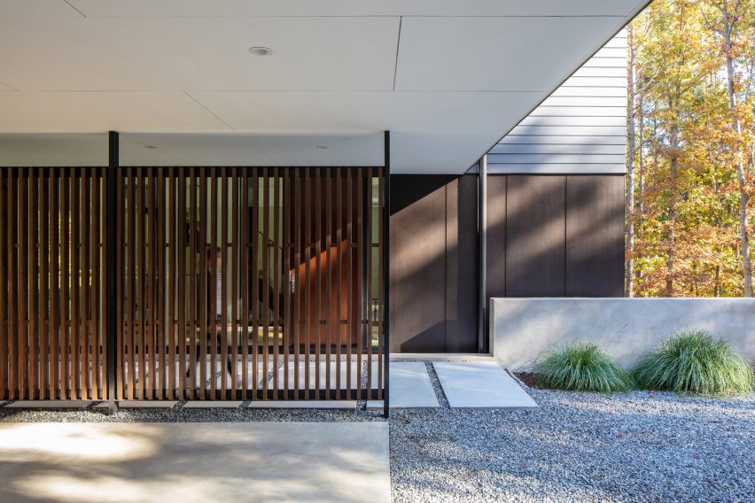 Merkel Cooper lakehouse residence by In Situ Studio