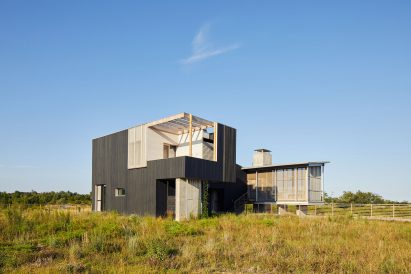Long Island wetland residence by Ryall Sheridan Architects