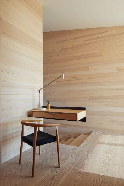 Long Island wetland residence by Ryall Sheridan Architects