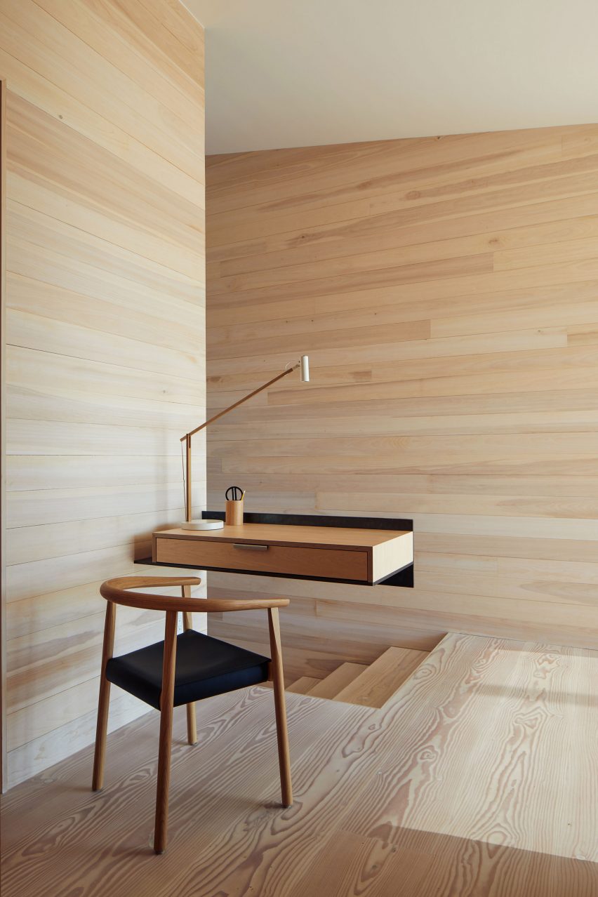 Long Island wetland residence by Ryall Sheridan Architects