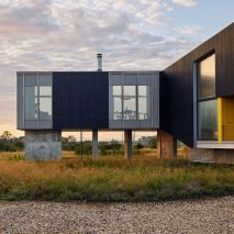 Long Island wetland residence by Ryall Sheridan Architects