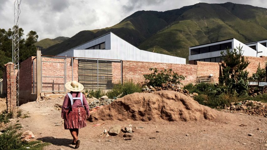 Dormitory in Bolivia by Ralf Pasel and CODE students