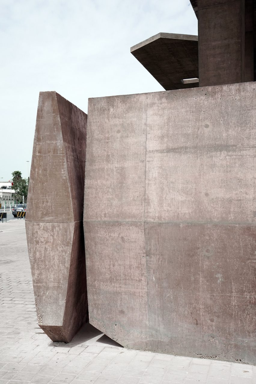 Musuem for the UNESCO heritage Pearling Path in Bahrain by Valerio Olgiati