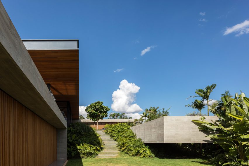 Ribeirao Preto, Brazil Residence by Perkins+Will