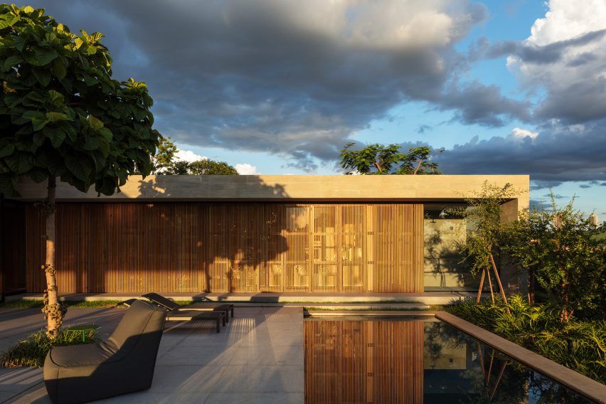 Ribeirao Preto, Brazil Residence by Perkins+Will