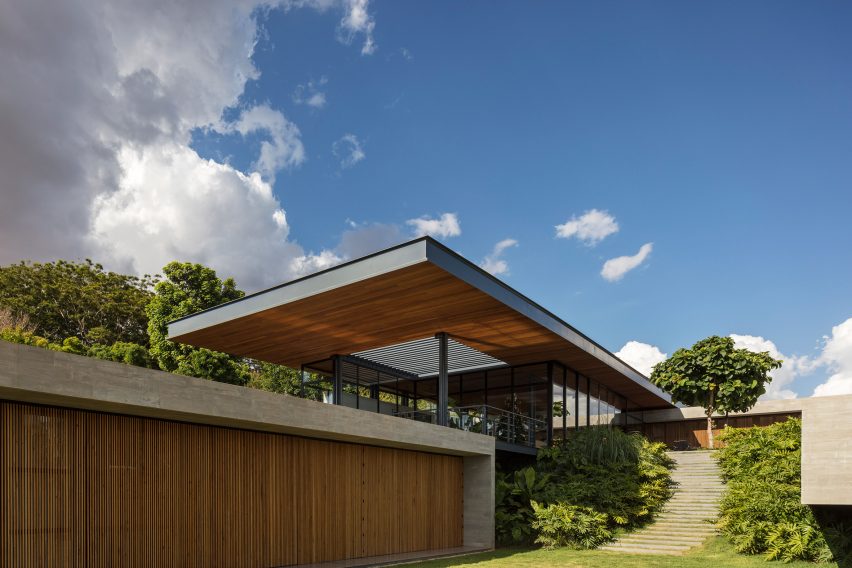 Ribeirao Preto, Brazil Residence by Perkins+Will