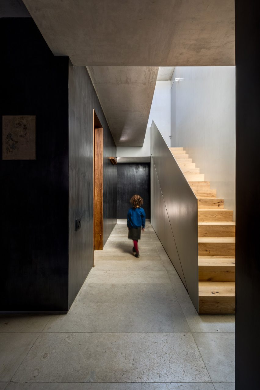 Sierra Fria Residence Mexico City by PPAA