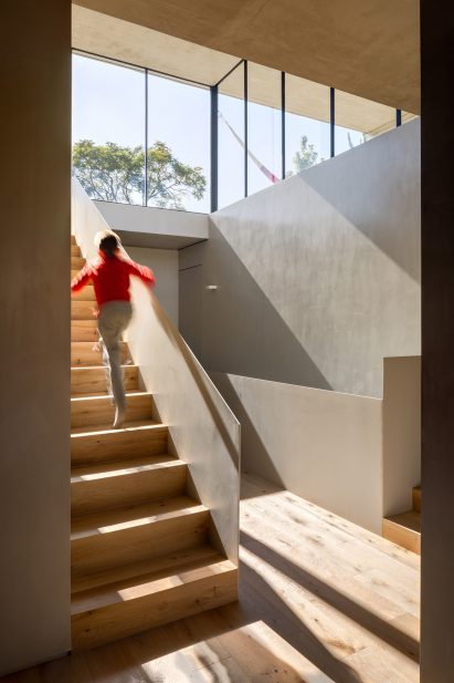 Sierra Fria Residence Mexico City by PPAA