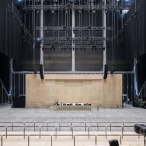 David Rockwell inserts huge plywood box into The Shed for inaugural concert