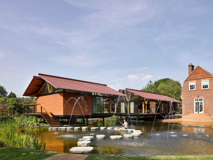 Stepping Stone House by Hamish & Lyon