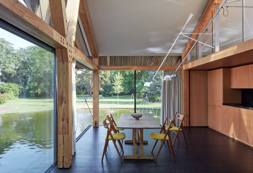 Stepping Stone House by Hamish & Lyon