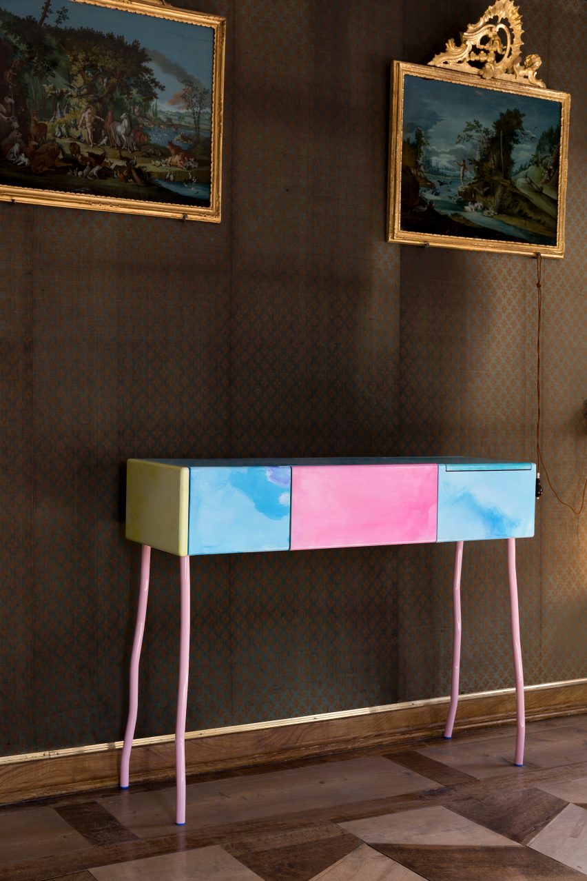 Superpoly for Etage Projects