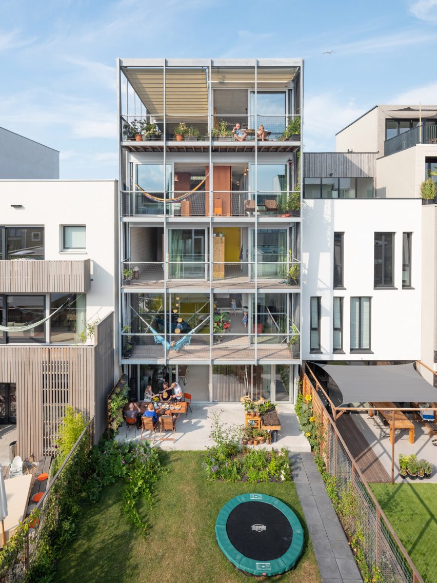 Three-Generation House by BETA