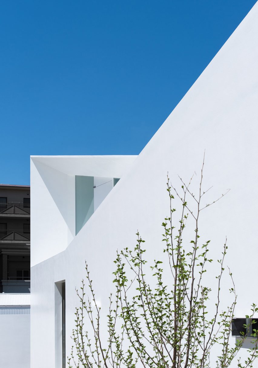 Topological Folding House by Takashi Yamaguchi & associates