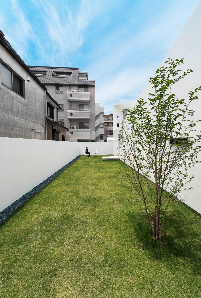 Topological Folding House by Takashi Yamaguchi & associates