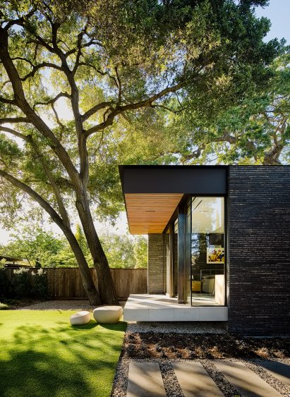 Waverley Residence by EYRC