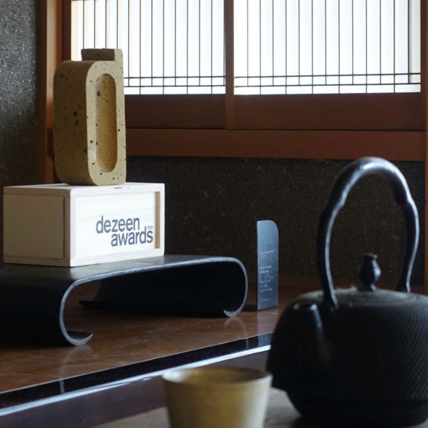 Yagyug Douguten's Dezeen Awards 2018 trophy for retail interior of the year
