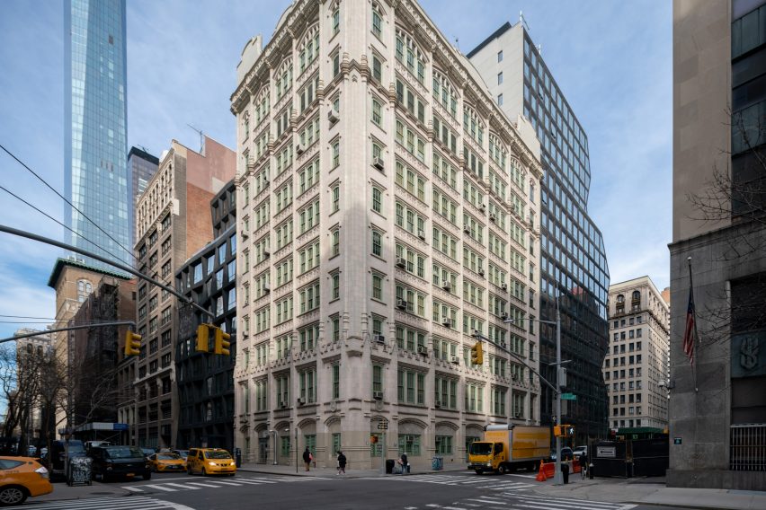121 East 22nd Street by OMA