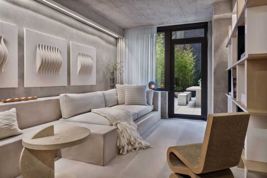 196 Orchard model residence in Manhattan by Alex P. White