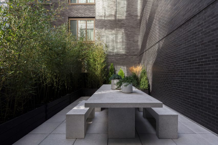 196 Orchard model residence in Manhattan by Alex P. White